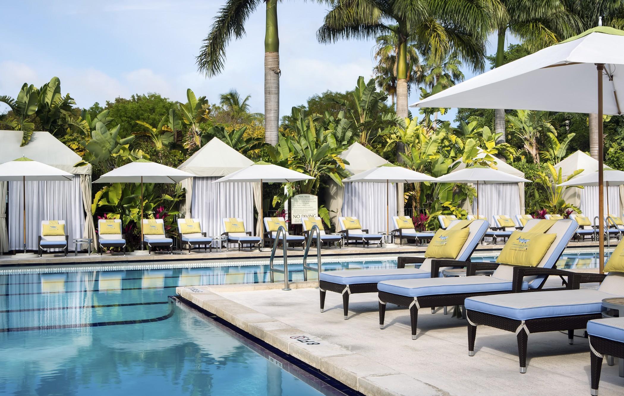 チーカ　ロッジ ＆ スパ イスラモラダ エクステリア 写真 Pool at the JW Marriott Boca Raton