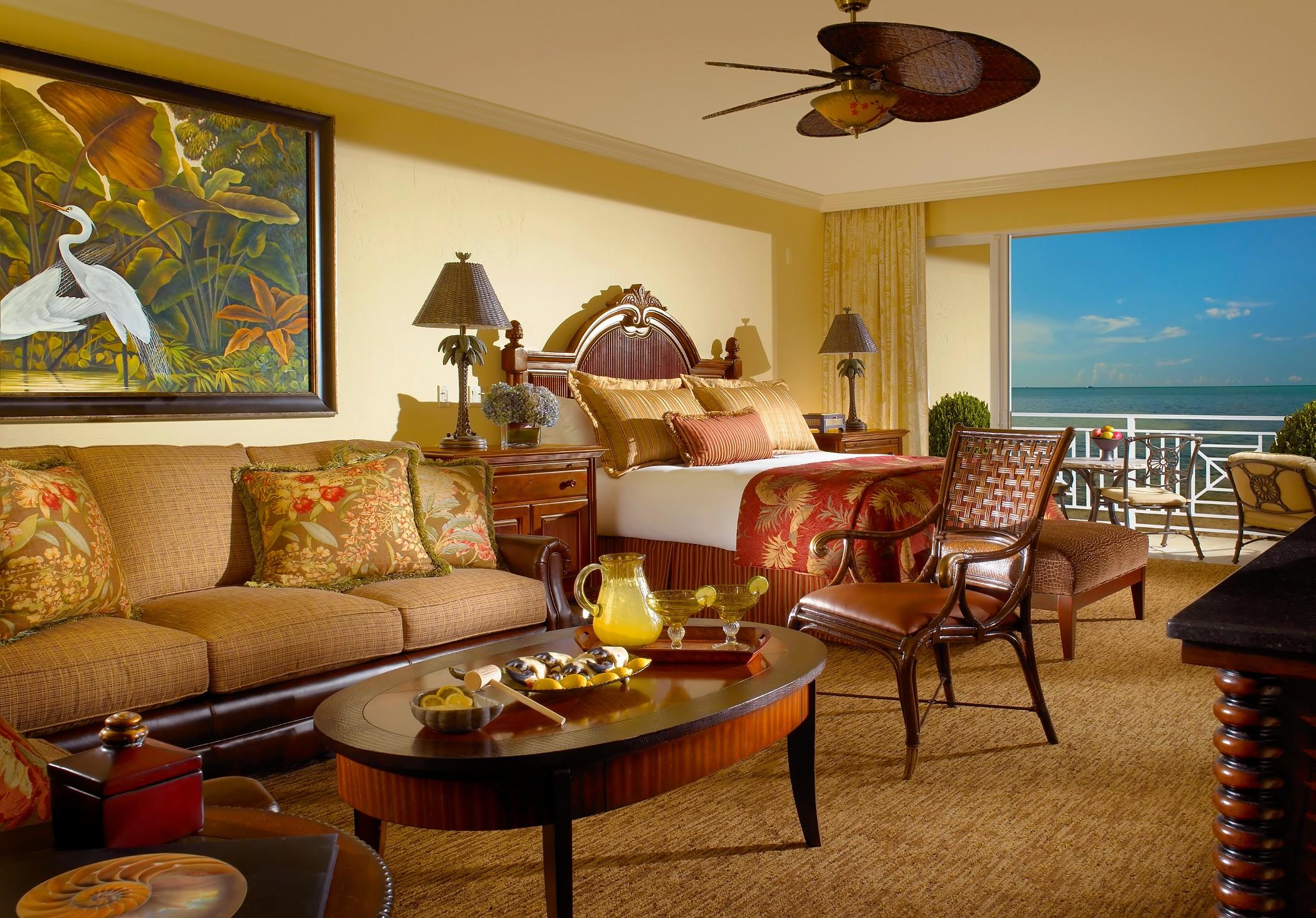 チーカ　ロッジ ＆ スパ イスラモラダ 部屋 写真 A living room at the Ritz-Carlton, Naples